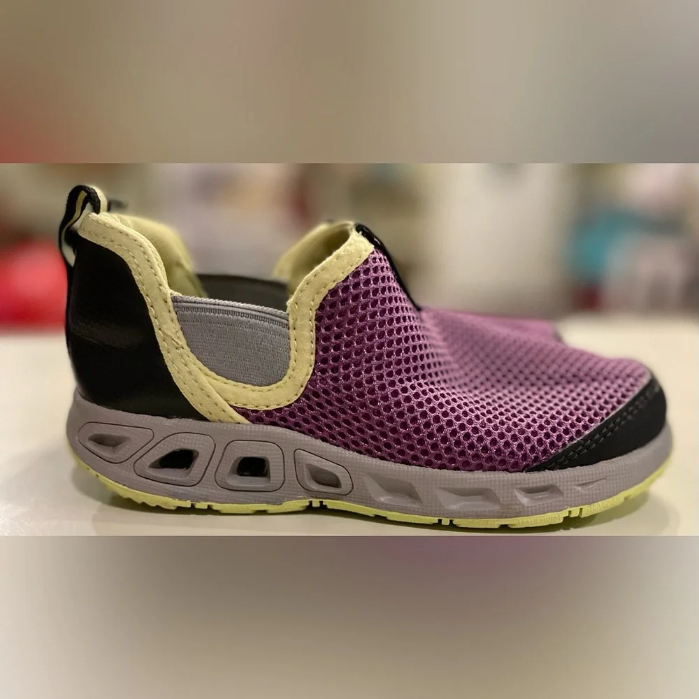 Columbia Girls size 11 slip on mesh purple grey Omni-grip swim shoe